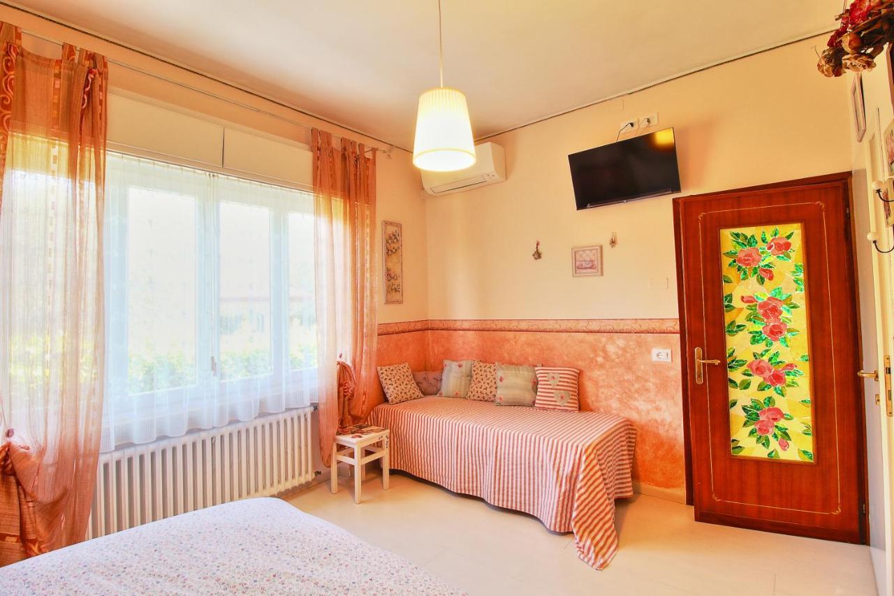 Villa Le Fate Dimora Di Charme Con Piscina Lazise Exterior photo
