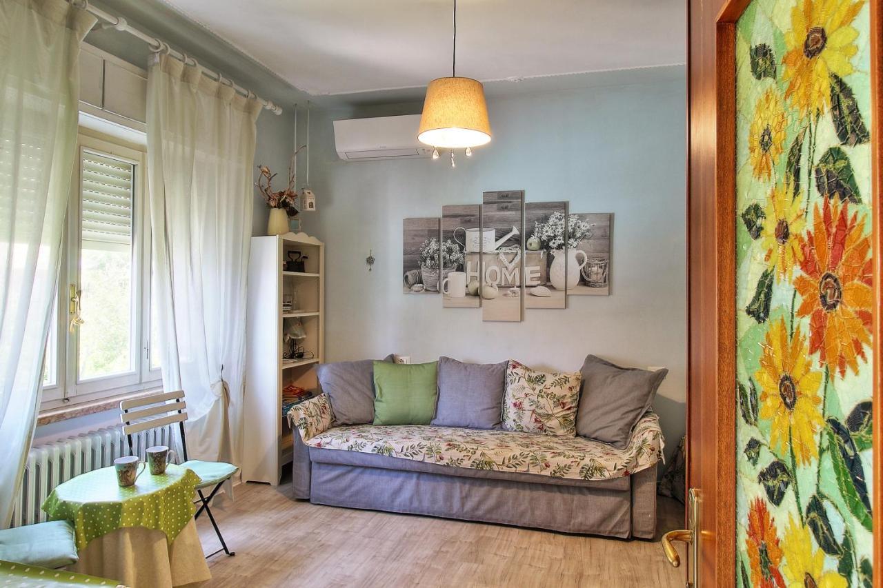 Villa Le Fate Dimora Di Charme Con Piscina Lazise Exterior photo